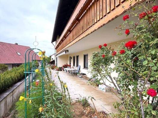 Mehrfamilienhaus zum Kauf 559.000 € 8 Zimmer 235 m² 977 m² Grundstück frei ab sofort Reichenschwand 91244