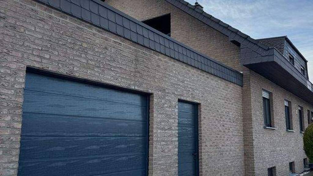 Einfamilienhaus zum Kauf 395.000 € 6 Zimmer 171 m² 980 m² Grundstück frei ab 01.05.2026 Mantinghausen Salzkotten 33154