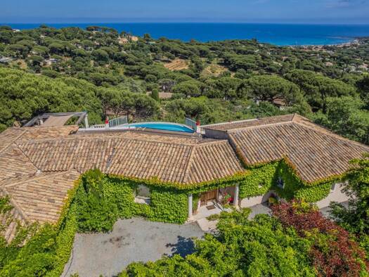 Villa zum Kauf 2.475.000 € 241 m² 1.600 m² Grundstück Nartelle-Noyer-Bellevue-bd des Sardinaux Sainte-Maxime 83120