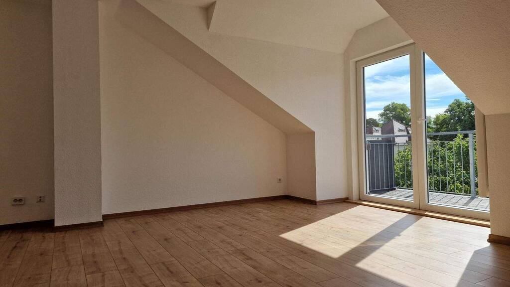 Wohnung zur Miete 719 € 2 Zimmer 68,5 m² frei ab 01.05.2026 Salzburger Str. 3 Laubegast Dresden 01279