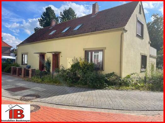Einfamilienhaus zum Kauf 49.000 € 5 Zimmer 74 m² 175 m² Grundstück Brake Brake 26919