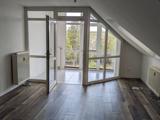 Wohnung zur Miete 720 € 2,5 Zimmer 57 m² Geschoss 3/4 frei ab 01.05.2026 Hachbergstraße 7 Müllheim 79379
