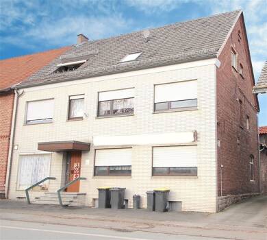 Mehrfamilienhaus zum Kauf 269.000 € 12 Zimmer 400 m² 749 m² Grundstück frei ab sofort Hohenwepel Warburg 34414