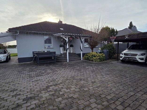 Einfamilienhaus zum Kauf provisionsfrei 630.000 € 6,5 Zimmer 167 m² 702 m² Grundstück Resse Wedemark 30900