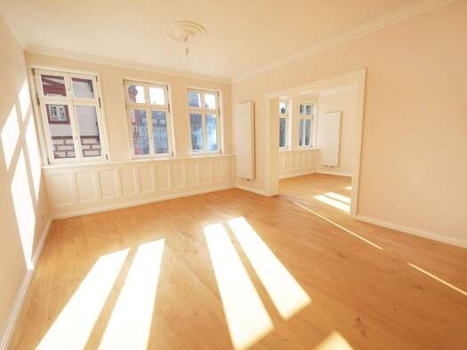 Wohnung zur Miete 1.490 € 4,5 Zimmer 130 m² 1. Geschoss Coburg 96450