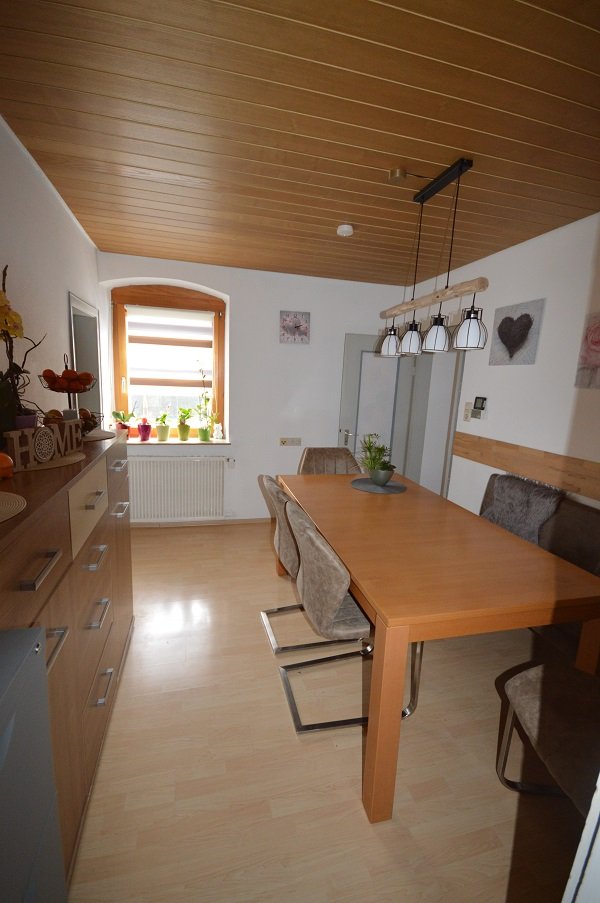 Mehrfamilienhaus zum Kauf 5 Zimmer 120 m²<br/>Wohnfläche 524 m²<br/>Grundstück Bad Schussenried Bad Schussenried 88427