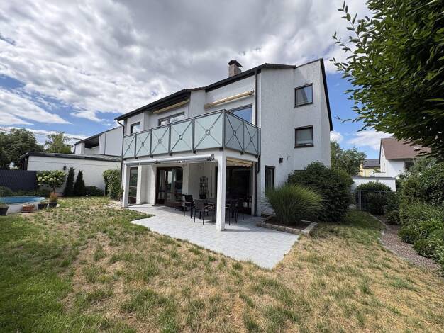 Einfamilienhaus zum Kauf provisionsfrei 1.450.000 € 11 Zimmer 181 m² 671 m² Grundstück Wendlerstraße 9 a Westenviertel Regensburg 93049