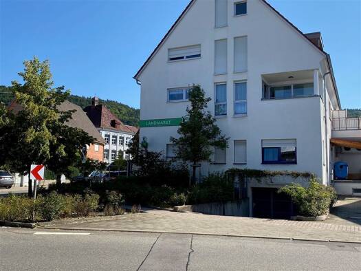 Wohnung zum Kauf provisionsfrei 235.000 € 3 Zimmer 90,7 m² frei ab sofort Schulstraße 2 Dürbheim 78589