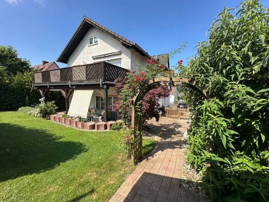 Haus zum Kauf provisionsfrei 345.000 € 7 Zimmer 235 m² 585 m² Grundstück Borken Borken 34582