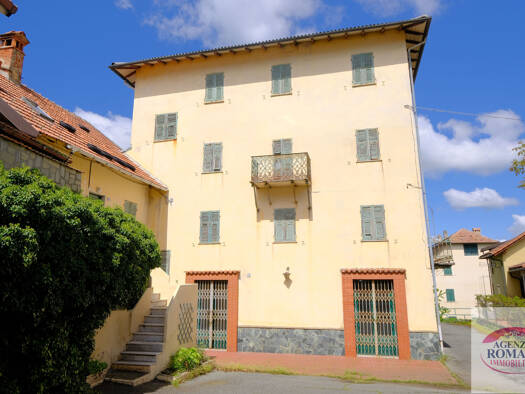 Haus zum Kauf 80.000 € 25 Zimmer 534 m² 630 m² Grundstück frei ab sofort Via Chiesa - Palo Sassello 17046