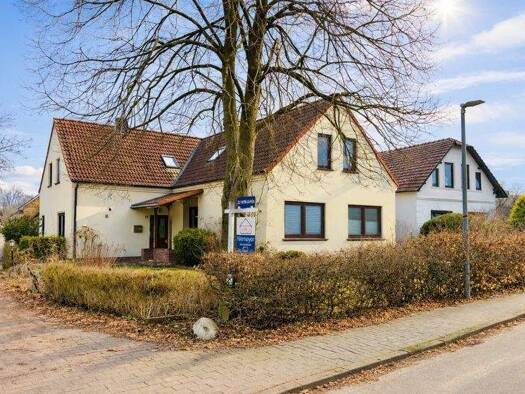 Mehrfamilienhaus zum Kauf 349.000 € 8 Zimmer 196 m² 1.303 m² Grundstück Beckedorf Schwanewede 28790