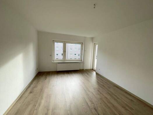 Wohnung zur Miete 499 € 3 Zimmer 67,7 m² EG Brandenburgstraße 3 Platte Heide Menden 58708