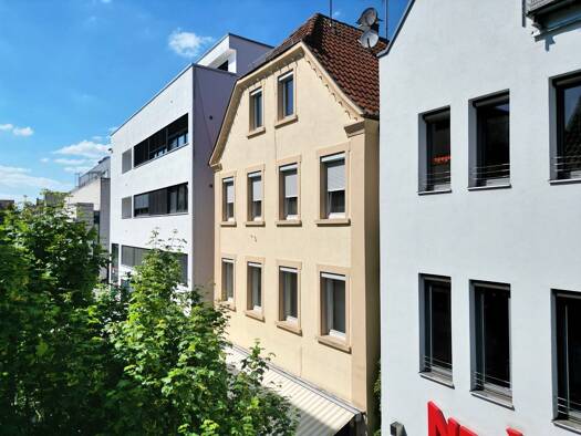 Mehrfamilienhaus zum Kauf als Kapitalanlage geeignet 849.000 € 12 Zimmer 405,2 m² 194 m² Grundstück Stadtgebiet Göppingen 73033