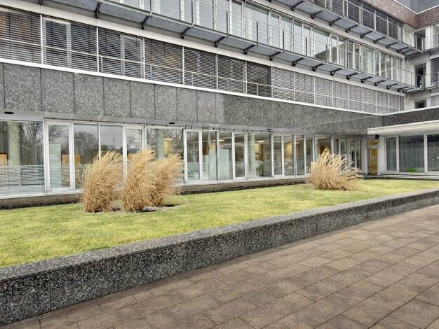 Bürofläche zur Miete provisionsfrei 14 € 395,4 m² Bürofläche Mary-Astell-Straße 2 Lehe Bremen 28359