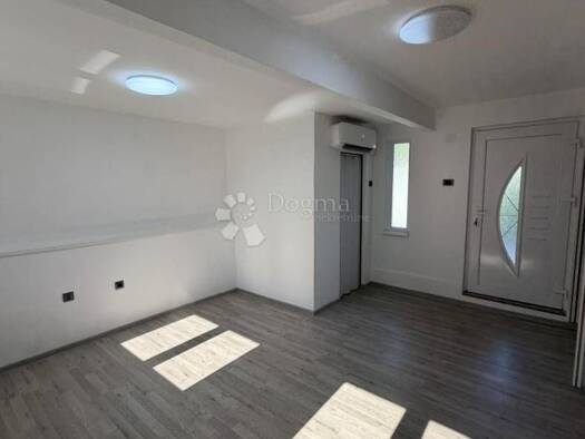 Wohnung zum Kauf 185.000 € 3 Zimmer 91 m² Geschoss EG/4 Zibel, Sisak Sisak 44000