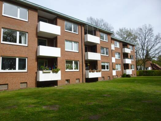Wohnung zur Miete 879 € 2,5 Zimmer 73,2 m² 2. Geschoss frei ab 01.11.2026 Kolberger Straße 3 a Lottbek Ammersbek 22949