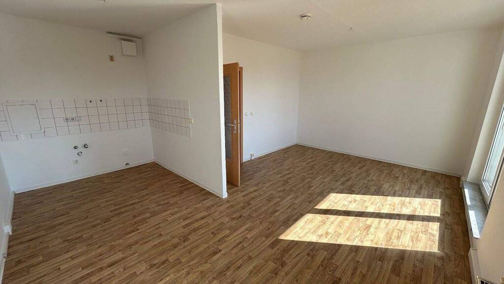 Wohnung zur Miete 394 € 4 Zimmer 65,6 m² 1. Geschoss Straße der Deutschen Einheit 24 Wolmirstedt 39326