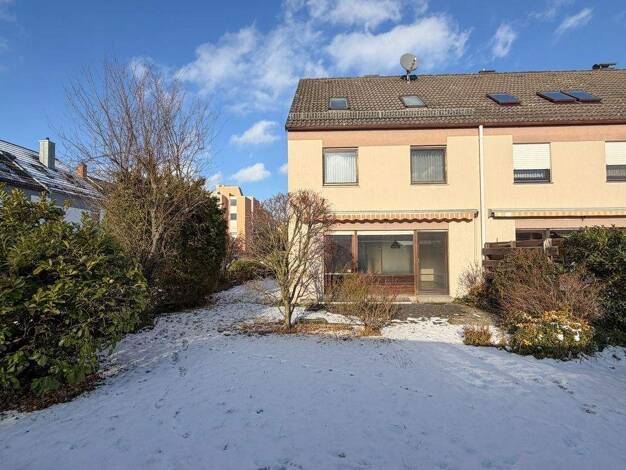 Reihenendhaus zum Kauf 420.000 € 5 Zimmer 134 m² 274 m² Grundstück Cuxhavener Straße 53 Unterfarrnbach Fürth 90766