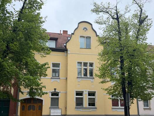 Mehrfamilienhaus zum Kauf als Kapitalanlage geeignet 450.000 € 434 m² 600 m² Grundstück Friedrich-Naumann-Straße 21 Zerbst Zerbst/Anhalt 39261