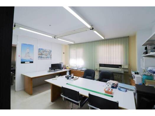 Ladenfläche zur Miete 1.500 € 90 m² Verkaufsfläche Almeria 04001