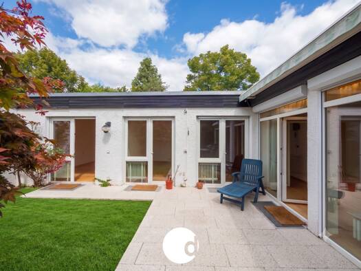 Einfamilienhaus zum Kauf 695.000 € 7 Zimmer 175 m² 229 m² Grundstück frei ab sofort Gerlingen 70839