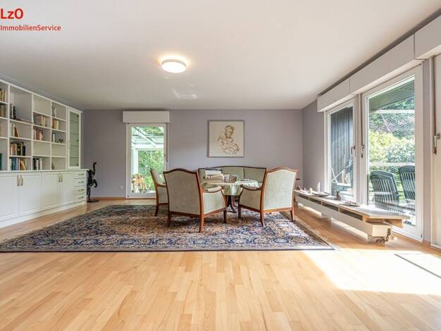Haus zum Kauf 225.000 € 4 Zimmer 153,6 m² 677 m² Grundstück Jever Jever 26441