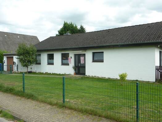 Haus zum Kauf 390.000 € 5 Zimmer 134 m² 951 m² Grundstück Tespe Tespe 21395