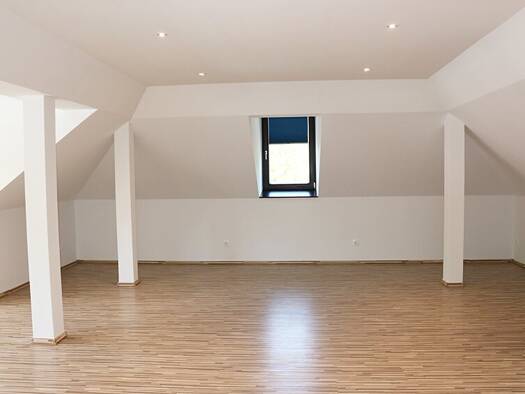 Wohnung zur Miete 786 € 2 Zimmer 81 m² 2. Geschoss Brand-Laaben 3053