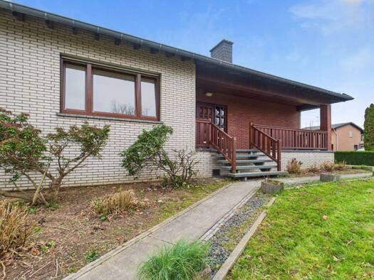 Bungalow zur Miete 1.300 € 3 Zimmer 80 m² 1.202 m² Grundstück Bocket Waldfeucht - Bocket 52525