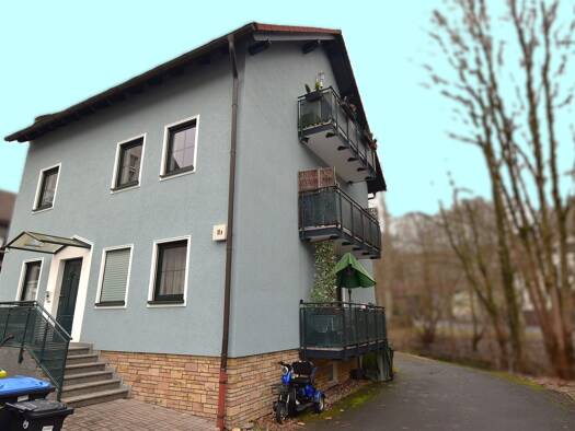 Wohnung zur Miete 380 € 2 Zimmer 53,9 m² Zella-Mehlis 98544