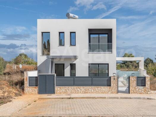 Haus zum Kauf 900.000 € 175 m² 240 m² Grundstück Mexilhoeira Grande 8500