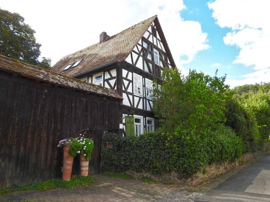 Haus zum Kauf 10 Zimmer 250 m² 1.806 m² Grundstück Billings Fischbachtal 64405