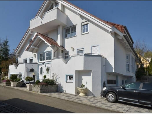 Wohnung zur Miete 2.150 € 5 Zimmer 281 m² Dachgeschoss, EG frei ab sofort Am Lengertbach 1 Frickenhausen Frickenhausen 72636