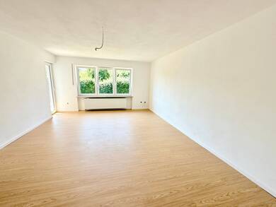 Wohnung zur Miete 1.250 € 4 Zimmer 86 m² Geschoss EG/1 frei ab sofort Straubing 94315