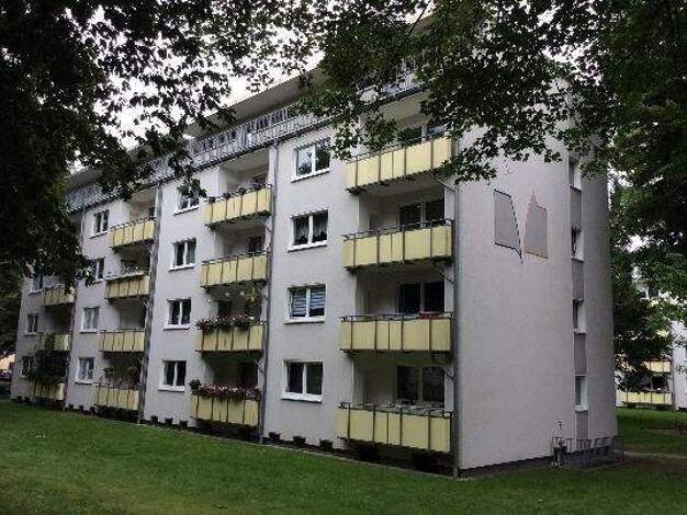 Wohnung zur Miete 560 € 3 Zimmer 67,4 m² 3. Geschoss frei ab 13.12.2025 Ludwig-Steil-Str. 16 Holsterhausen Herne 44625