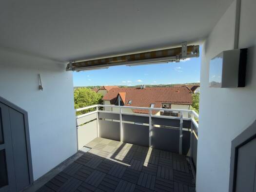 Wohnung zur Miete 1.400 € 3 Zimmer 94 m² Geschoss 4/5 frei ab sofort Roth Roth 91154