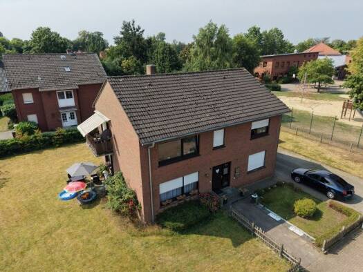Mehrfamilienhaus zum Kauf 320.000 € 1 Zimmer 164 m² 824 m² Grundstück Neustadt Quakenbrück 49610