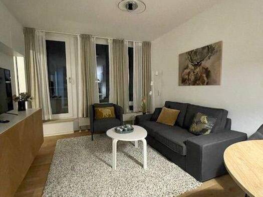 Penthouse zur Miete 1.200 € 1,5 Zimmer 40 m² frei ab 01.04.2026 Mitte Berlin 10117