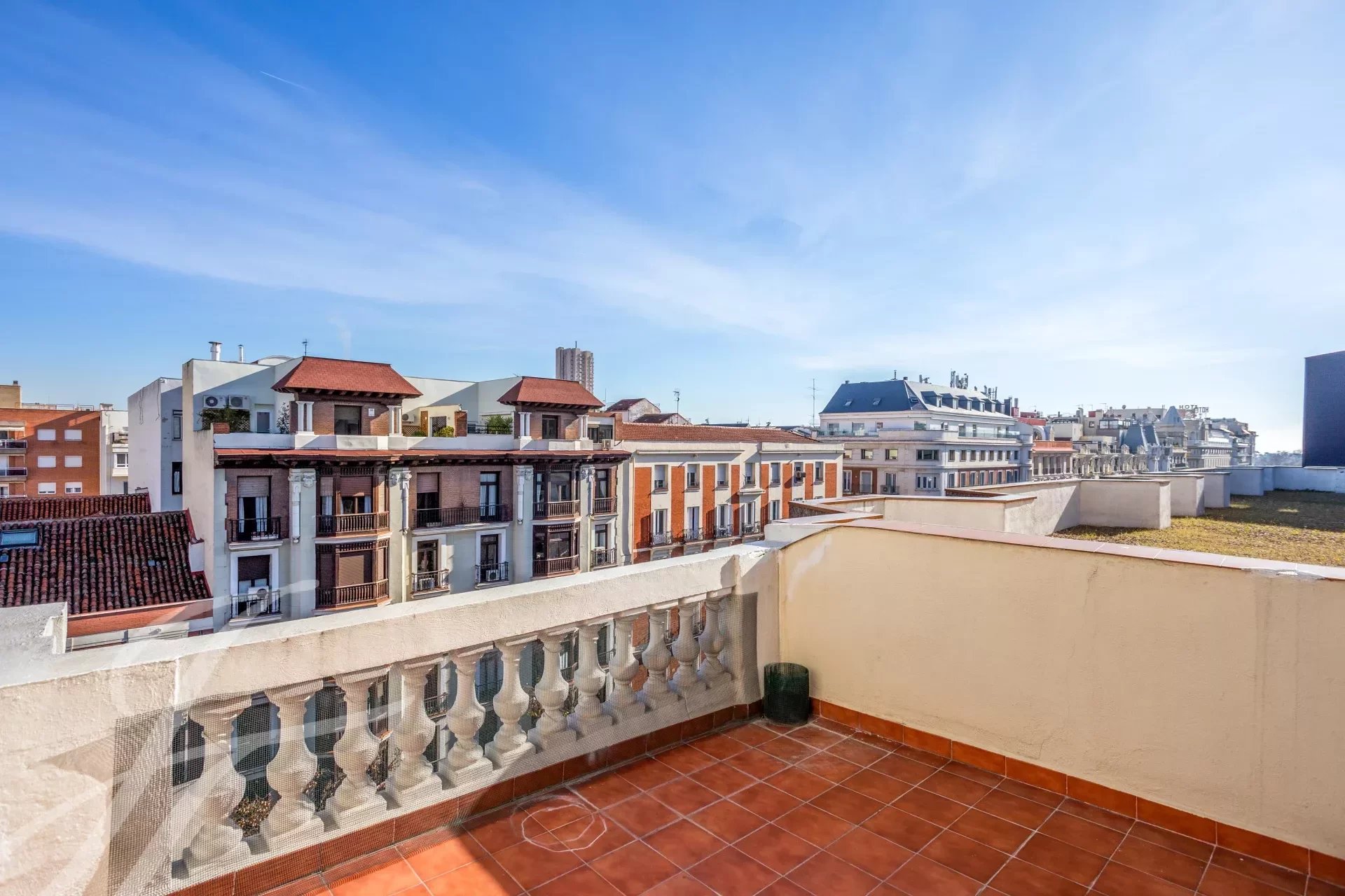 Apartment zur Miete provisionsfrei 2.500 € 90 m²<br/>Wohnfläche EG<br/>Geschoss Madrid 28001