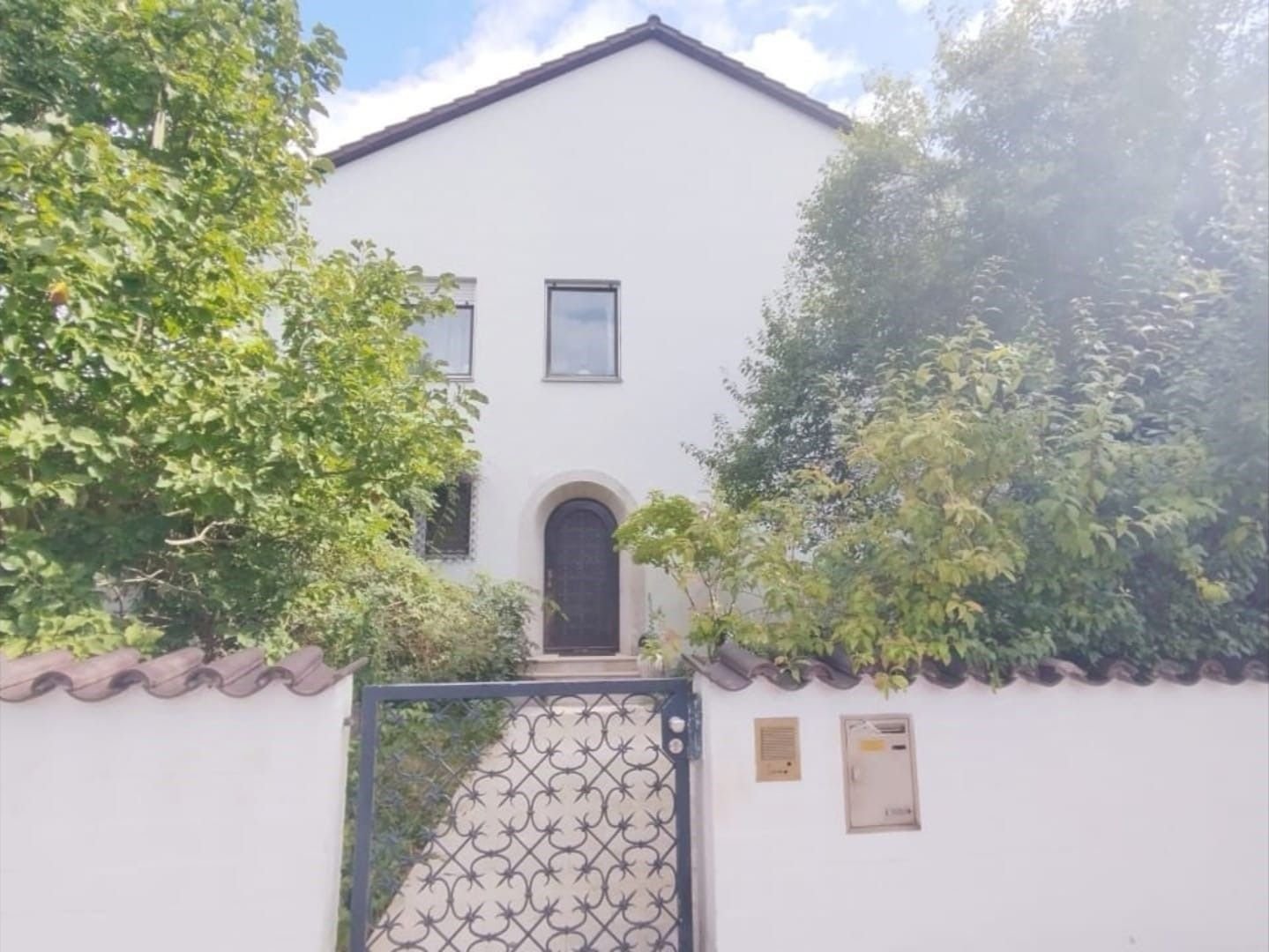 Einfamilienhaus zur Versteigerung 700.000 € 6 Zimmer 214 m²<br/>Wohnfläche 802 m²<br/>Grundstück Franz-Plank Str. 11 Neumarkt Neumarkt in der Oberpfalz 92318