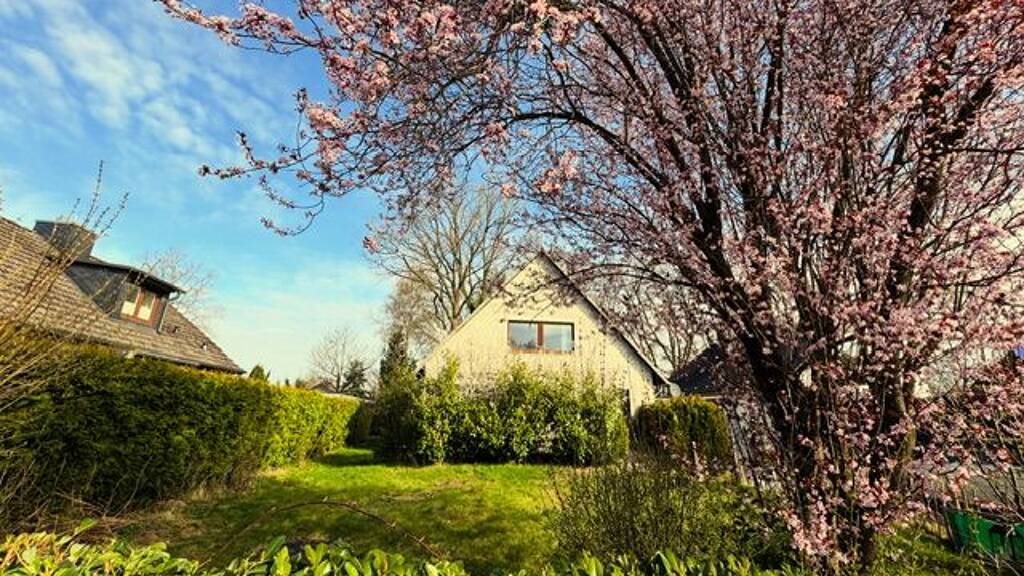 Einfamilienhaus zum Kauf 480.000 € 5,5 Zimmer 154 m² 610 m² Grundstück Pinneberg 25421