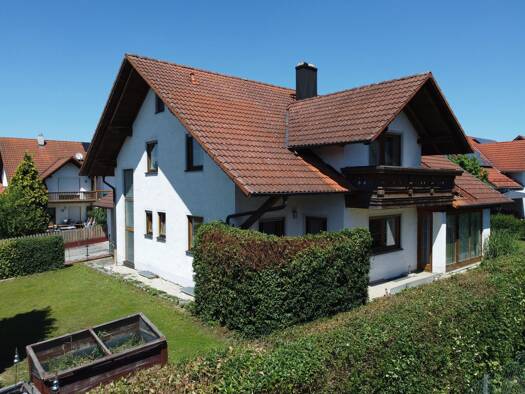 Einfamilienhaus zum Kauf 395.000 € 5 Zimmer 167,6 m² 705 m² Grundstück frei ab 30.09.2026 Frontenhausen Frontenhausen 84160