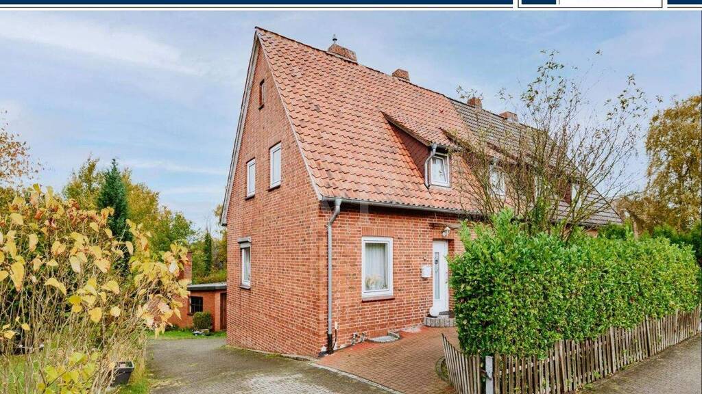 Doppelhaushälfte zum Kauf 168.000 € 6 Zimmer 105,4 m² 1.598 m² Grundstück Dahlenburg 21368