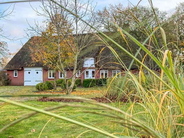 Haus zum Kauf 790.000 € 3.167 m² Grundstück Langenhorn 25842