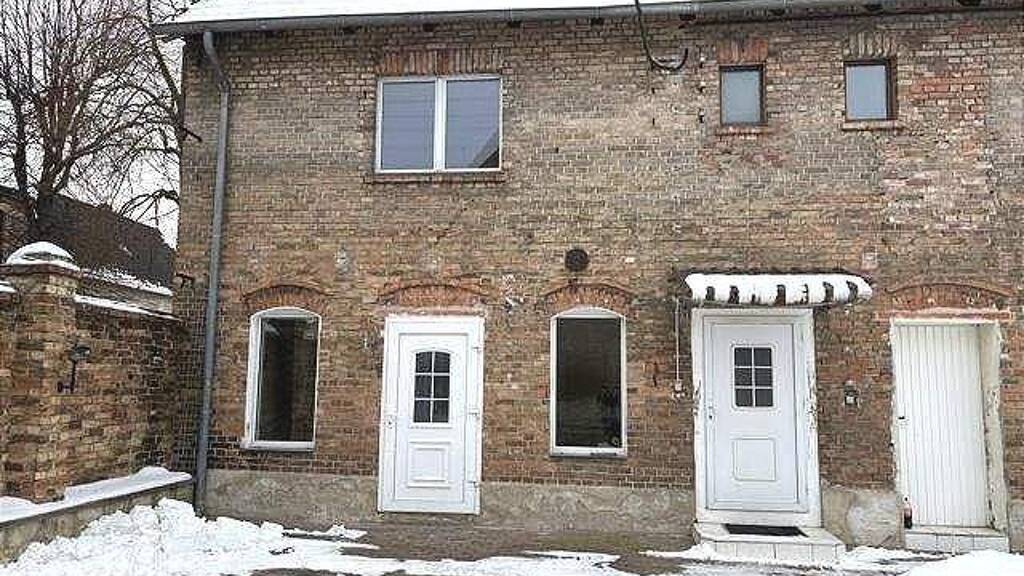 Wohnung zur Miete 190 € 2 Zimmer 38 m² EG frei ab sofort Hauptstraße 8 Döcklitz Obhausen 06268