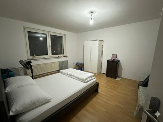 WG-Zimmer zur Miete 235 € 30 m² Geschoss 2/3 frei ab sofort Karolinenstr. 1 Obermeiderich Duisburg 47137