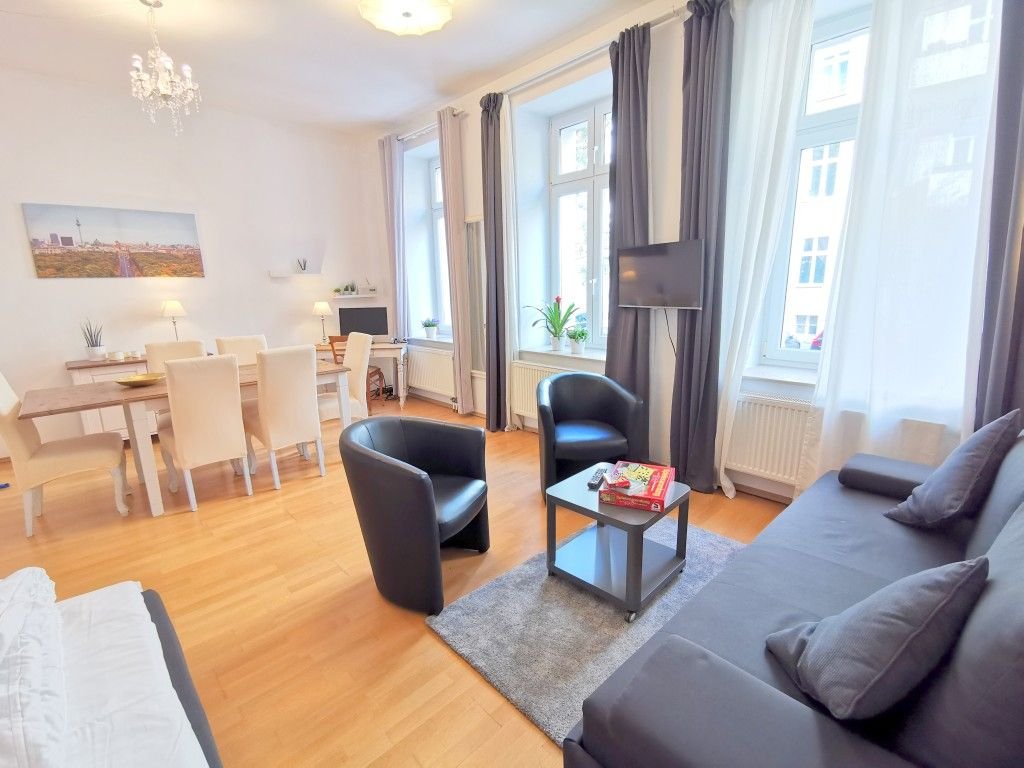 Wohnung zur Miete Wohnen auf Zeit 2.775 € 4 Zimmer 65 m²<br/>Wohnfläche 14.10.2024<br/>Verfügbarkeit Schlegelstraße Moabit Berlin 10115