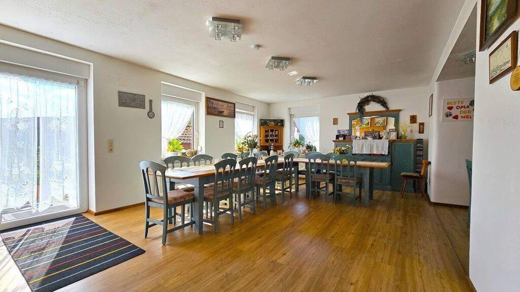 Einfamilienhaus zum Kauf 229.000 € 5 Zimmer 250 m² 1.160 m² Grundstück Friedrichsfeld Trendelburg / Friedrichsfeld 34388