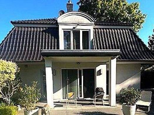 Einfamilienhaus zum Kauf 888.000 € 3 Zimmer 156 m² 1.010 m² Grundstück Hohen Neuendorf 16540