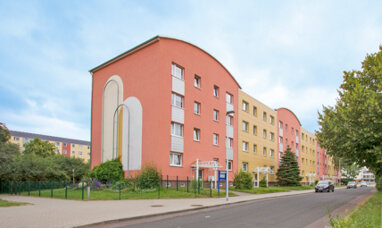 Wohnung zur Miete 561 € 3 Zimmer 84,9 m² 4. Geschoss Pablo-Picasso-Straße 25 Hanns-Eisler-Platz / Kannenstieg Magdeburg, 4. Etage rechts 39128